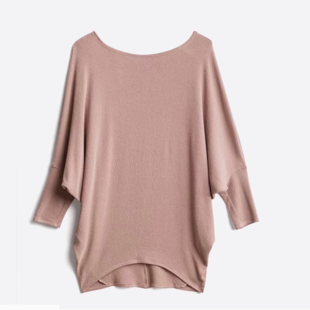 Jolie knit top - never worn size L